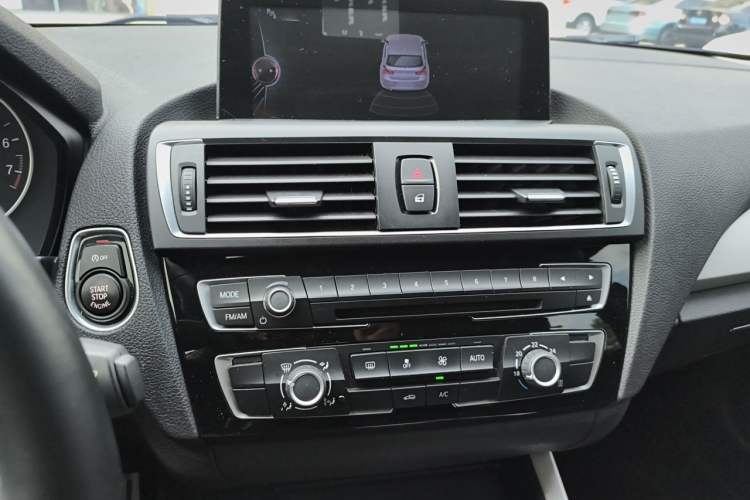 Used BMW 1 Series 2016 118i Leading Model Audio And AC Panel