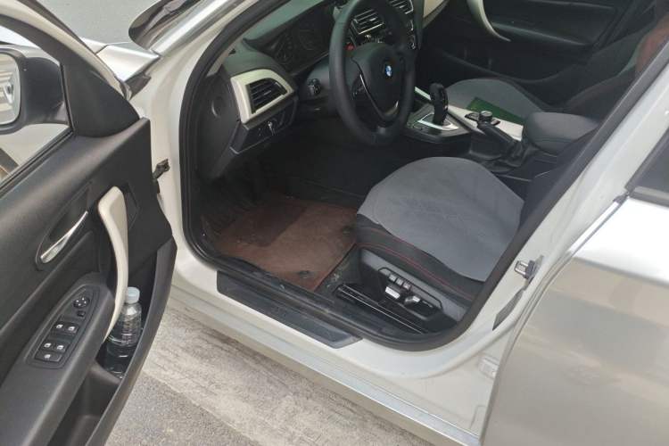 Used BMW 1 Series 2016 118i Leading Model Driver Seat