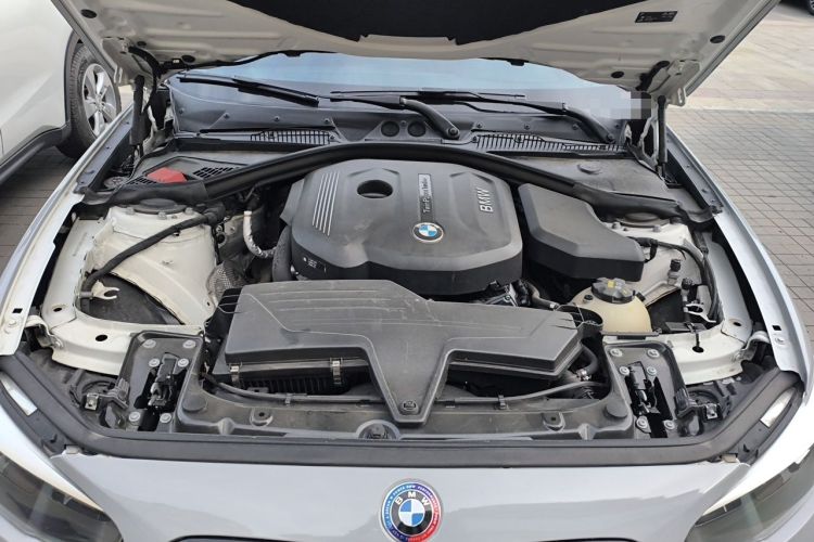Used BMW 1 Series 2016 118i Leading Model Engine Bay