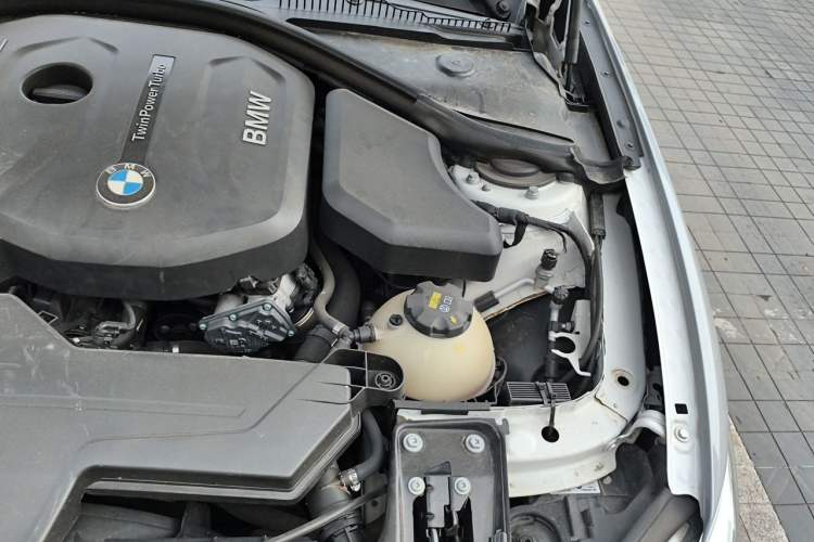 Used BMW 1 Series 2016 118i Leading Model Engine Bay Left