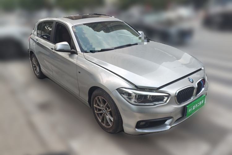 Used BMW 1 Series 2016 118i Leading Model Front Right 45 Deg