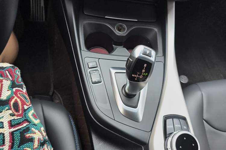 Used BMW 1 Series 2016 118i Leading Model Gear Lever