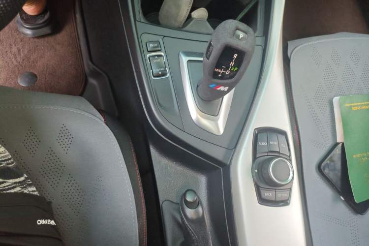Used BMW 1 Series 2016 118i Leading Model Gear Lever