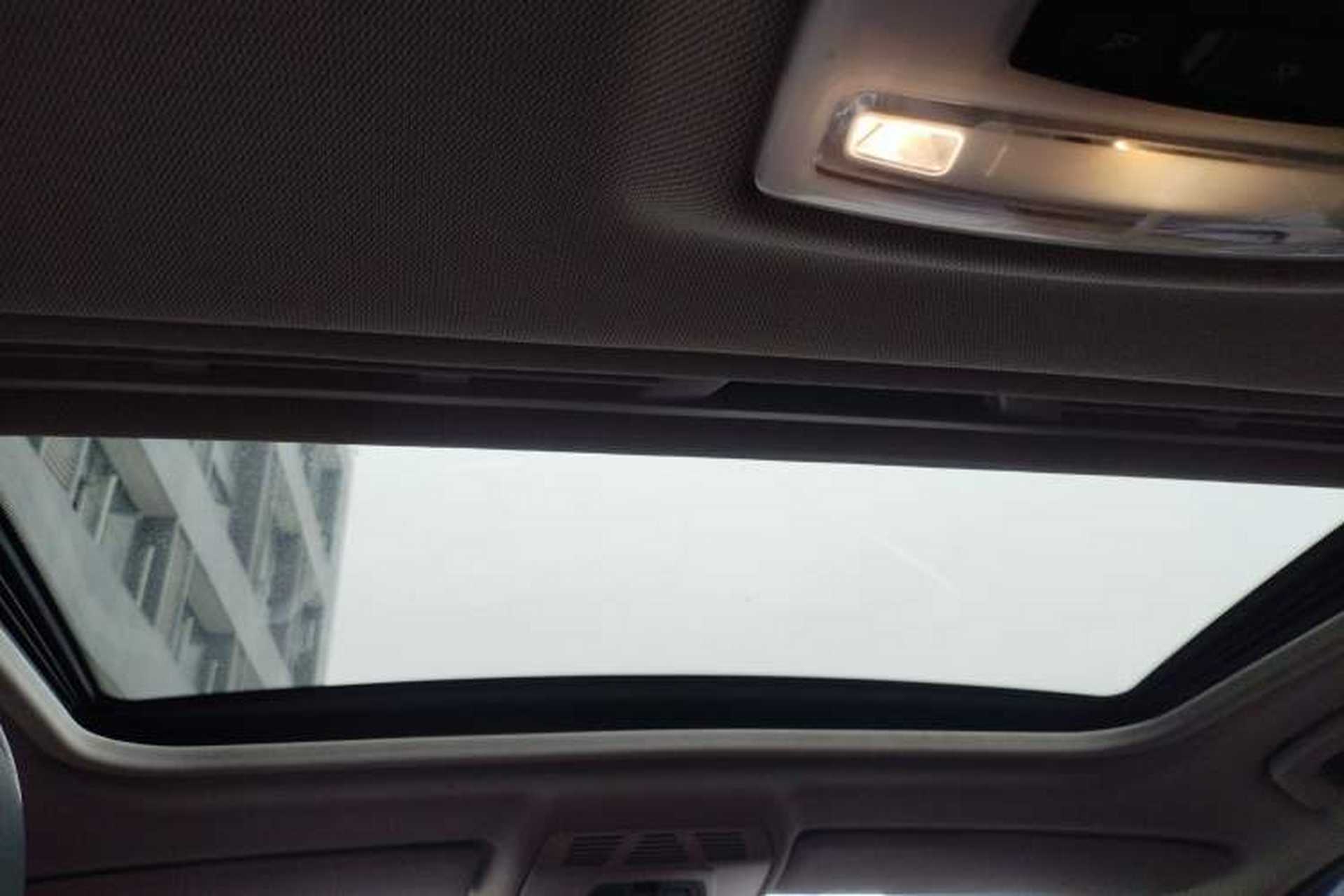 Used BMW 1 Series 2016 118i Leading Model Headliner