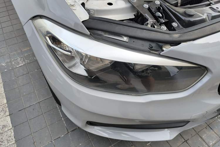 Used BMW 1 Series 2016 118i Leading Model Right Front Headlight