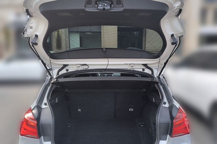 Used BMW 1 Series 2016 118i Leading Model Trunk
