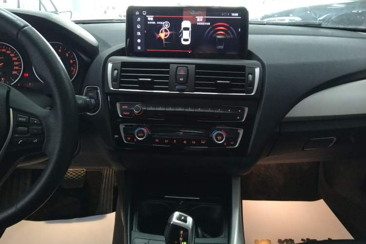 Used BMW 1 Series 2016 120i Leading Model Audio And AC Panel