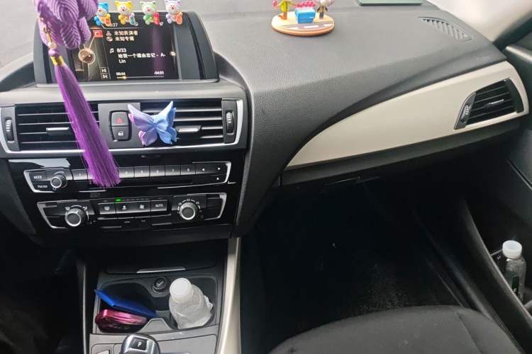 Used BMW 1 Series 2016 118i Leading Model Audio And AC Panel