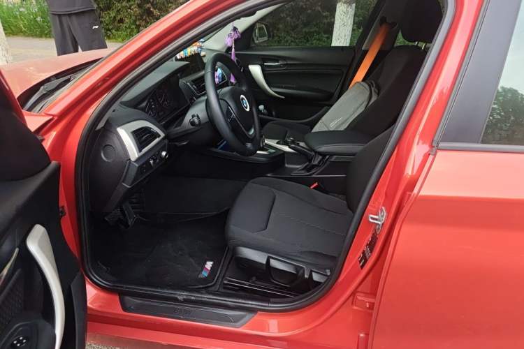 Used BMW 1 Series 2016 118i Leading Model Driver Seat