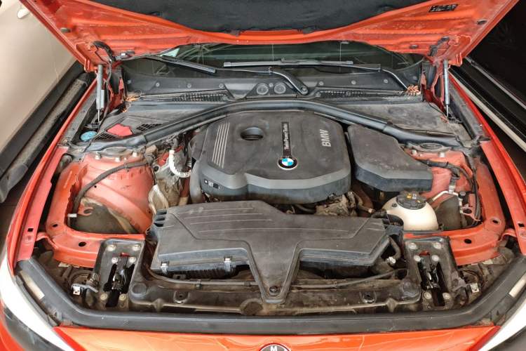 Used BMW 1 Series 2016 118i Leading Model Engine Bay