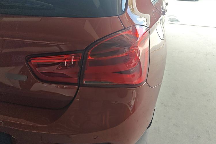 Used BMW 1 Series 2016 118i Leading Model Exterior 1