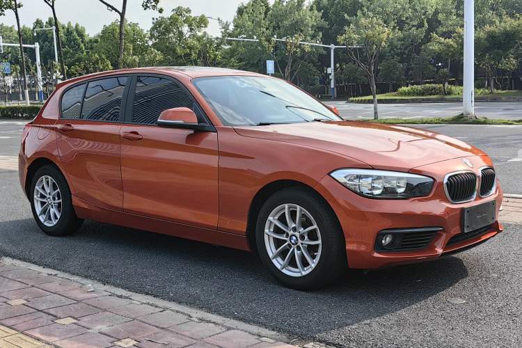 Used BMW 1 Series 2016 118i Leading Model Exterior 2