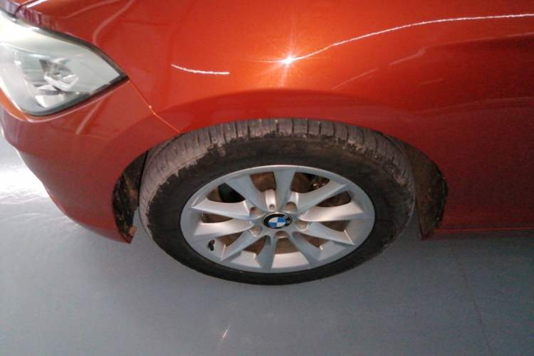 Used BMW 1 Series 2016 118i Urban Design Package Exterior 3