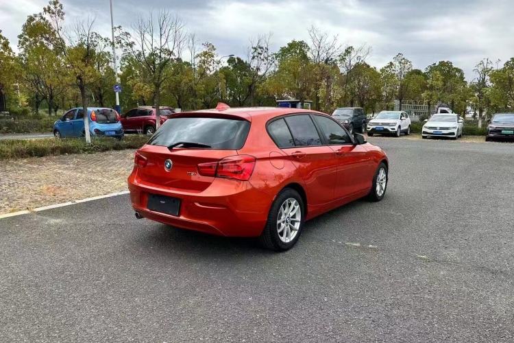 Used BMW 1 Series 2016 118i Leading Model Exterior 4