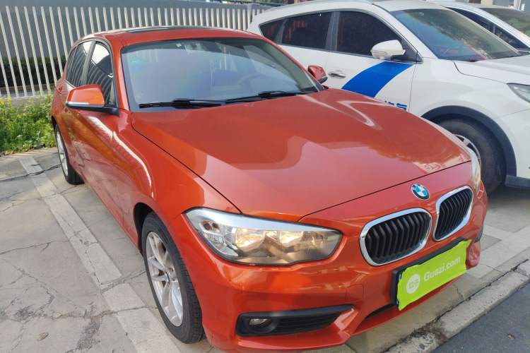 Used BMW 1 Series 2016 118i Leading Model Front Right 45 Deg