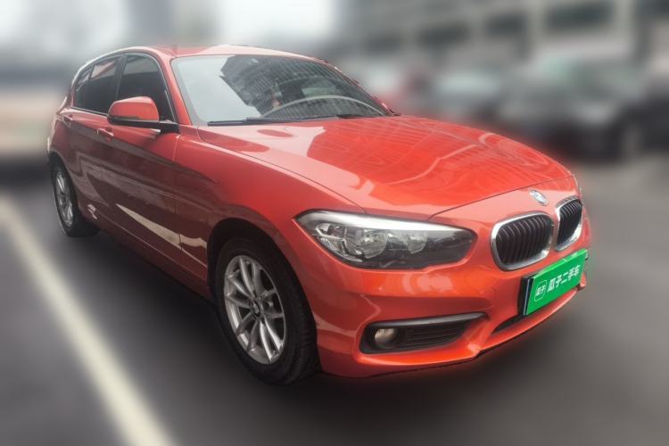 Used BMW 1 Series 2016 118i Leading Model Front Right 45 Deg