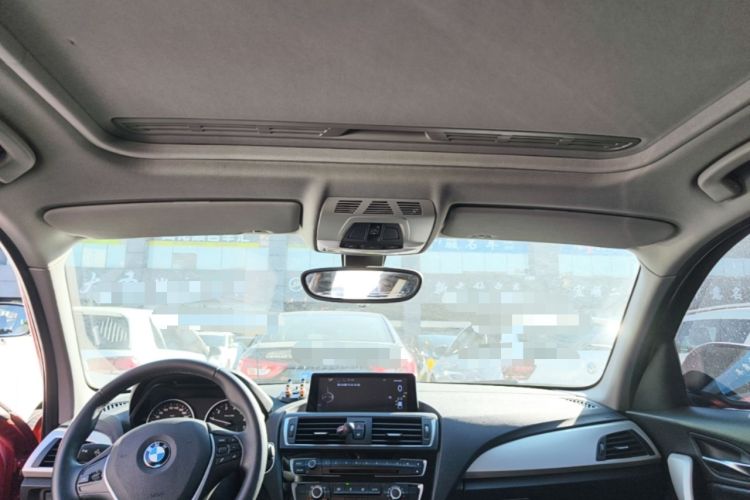 Used BMW 1 Series 2016 118i Leading Model Headliner