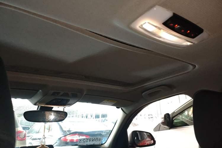 Used BMW 1 Series 2016 118i Leading Model Headliner