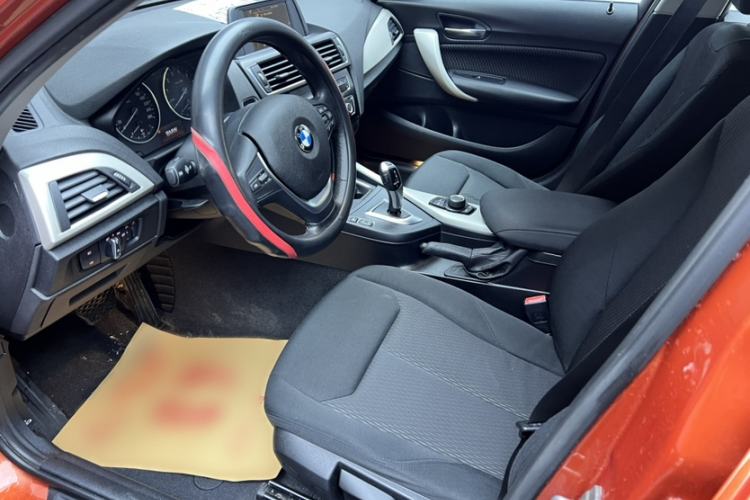 Used BMW 1 Series 2016 118i Leading Model Interior 2