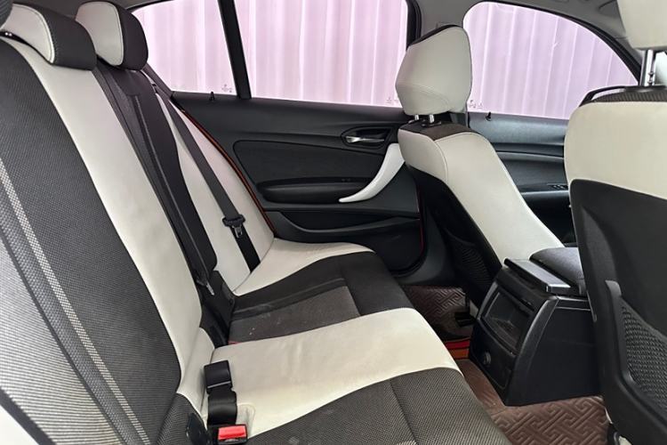 Used BMW 1 Series 2016 118i Urban Design Package Interior 3