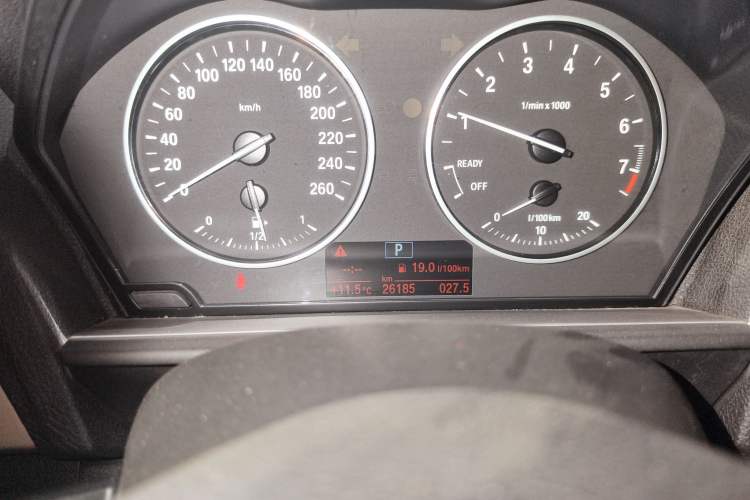 Used BMW 1 Series 2016 118i Leading Model Odometer Close Up