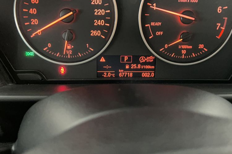 Used BMW 1 Series 2016 118i Leading Model Odometer Close Up