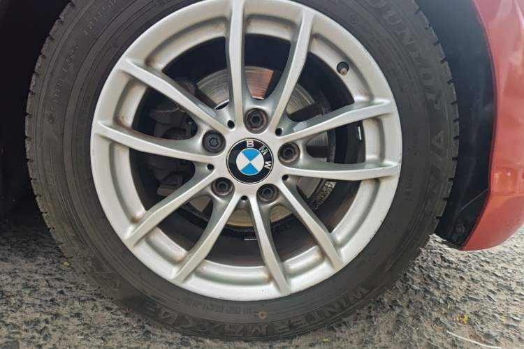 Used BMW 1 Series 2016 118i Leading Model Right Front Wheel Hub