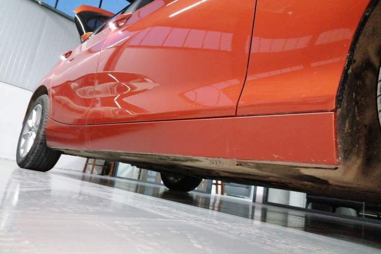 Used BMW 1 Series 2016 118i Urban Design Package Right Side Sill