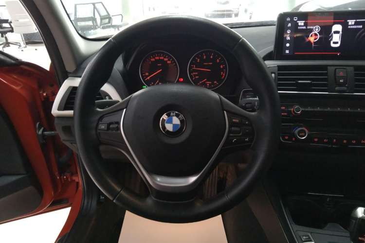 Used BMW 1 Series 2016 120i Leading Model Steering Wheel