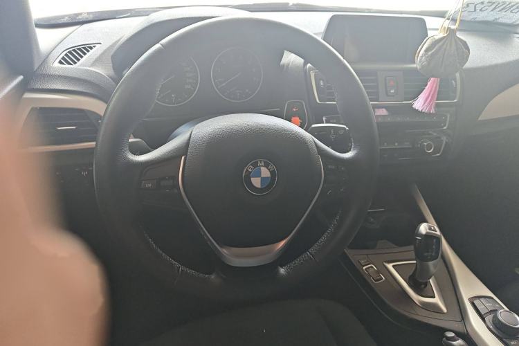 Used BMW 1 Series 2016 118i Leading Model Steering Wheel