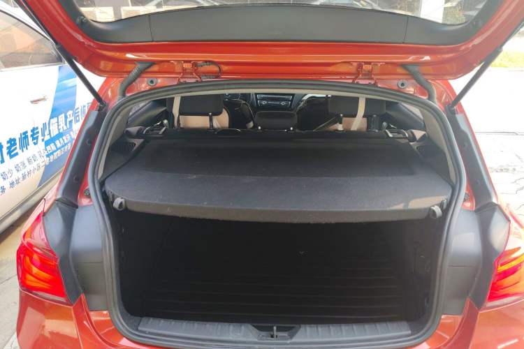 Used BMW 1 Series 2016 118i Leading Model Trunk