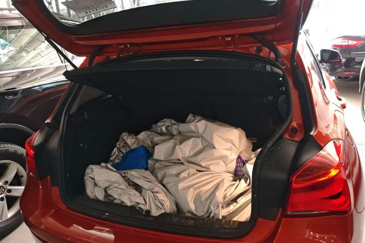 Used BMW 1 Series 2016 118i Leading Model Trunk