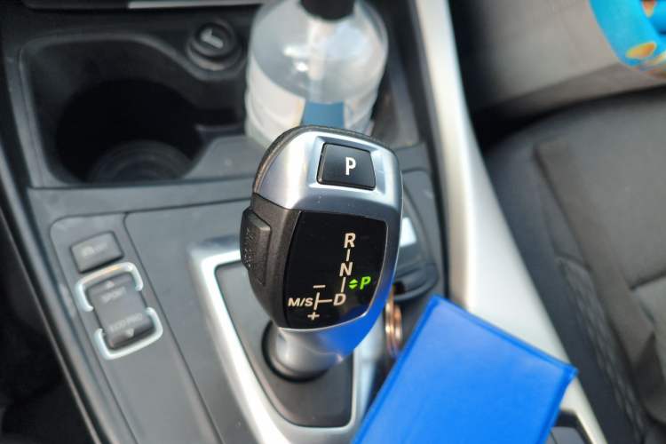 Used BMW 1 Series 2016 118i Leading Model Gear Lever
