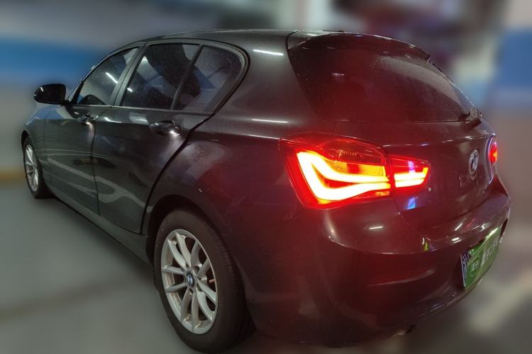 Used BMW 1 Series 2016 118i Leading Model Rear Left 45 Deg