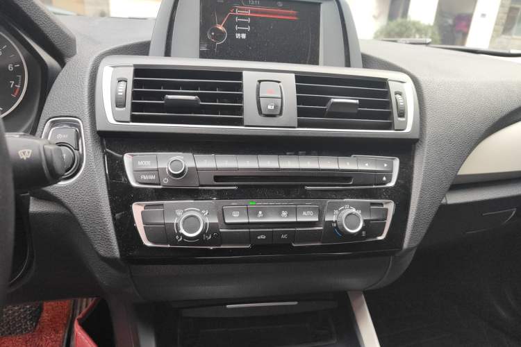 Used BMW 1 Series 2016 118i Leading Model Audio And AC Panel