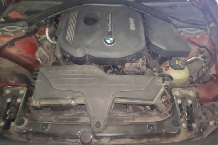 Used BMW 1 Series 2016 118i Leading Model Engine Bay