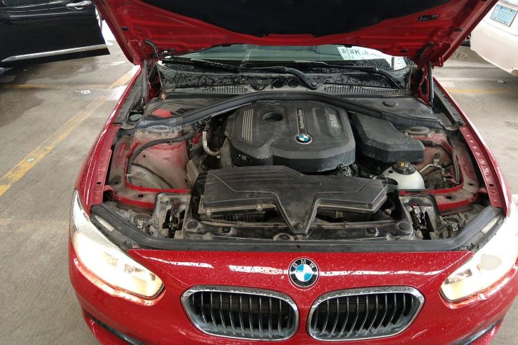 Used BMW 1 Series 2016 118i Leading Model Engine Bay