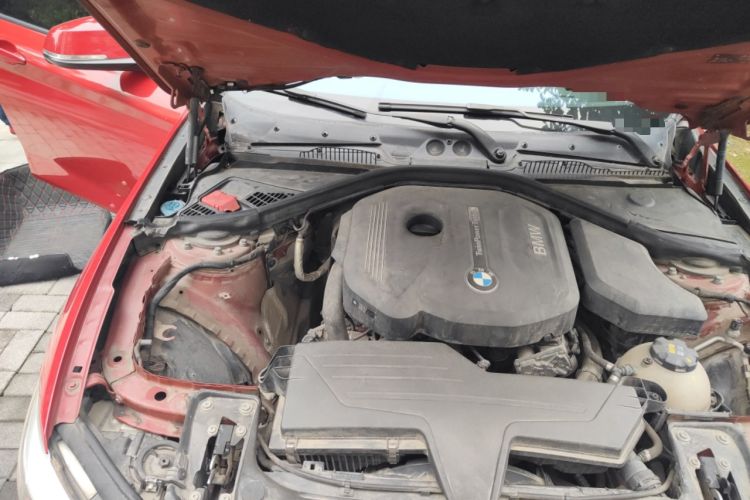 Used BMW 1 Series 2016 118i Leading Model Engine Bay Right
