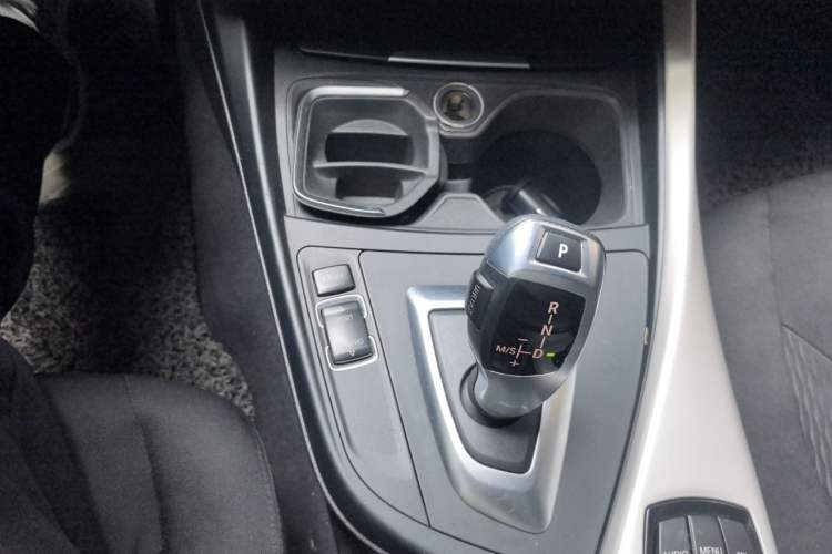 Used BMW 1 Series 2016 118i Leading Model Gear Lever