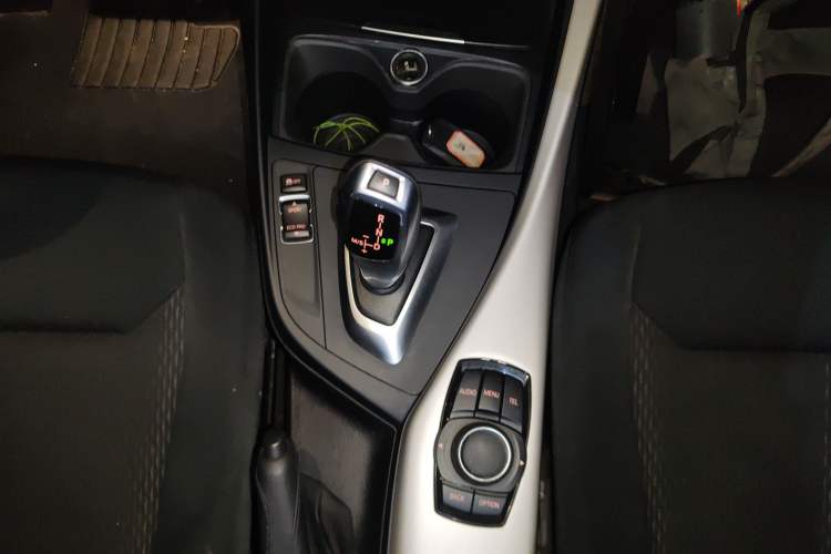 Used BMW 1 Series 2016 118i Leading Model Gear Lever