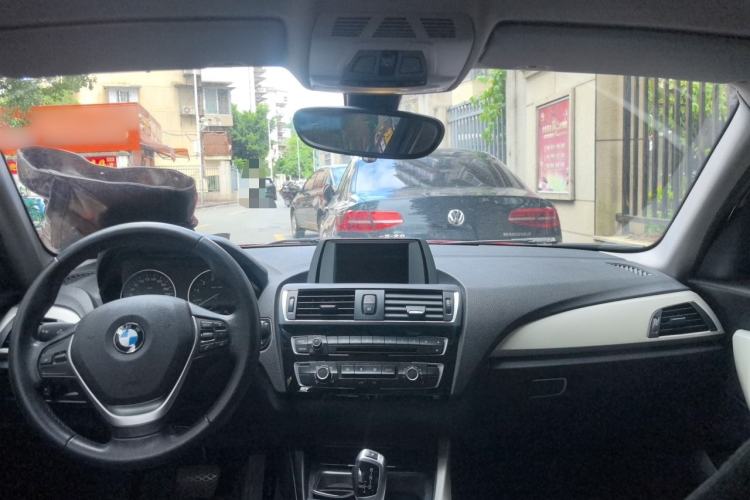 Used BMW 1 Series 2016 118i Leading Model Headliner