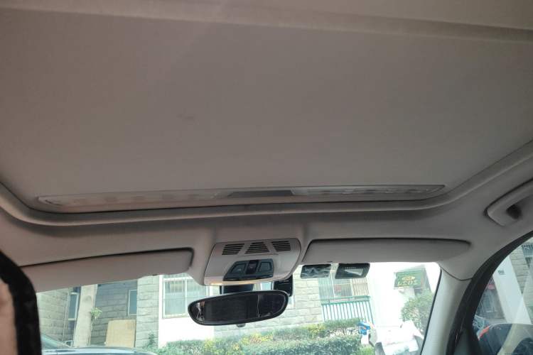 Used BMW 1 Series 2016 118i Leading Model Headliner