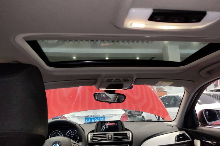 Used BMW 1 Series 2016 118i Leading Model Headliner