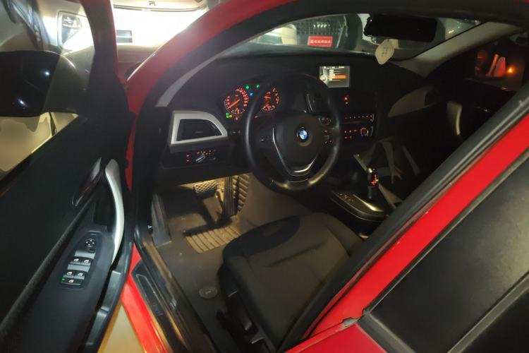 Used BMW 1 Series 2016 118i Leading Model Interior 3