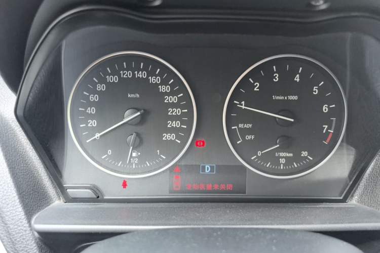 Used BMW 1 Series 2016 118i Leading Model Odometer Close Up