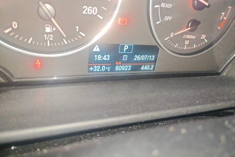 Used BMW 1 Series 2016 118i Leading Model Odometer Close Up