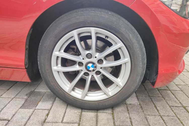 Used BMW 1 Series 2016 118i Leading Model Right Front Wheel Hub