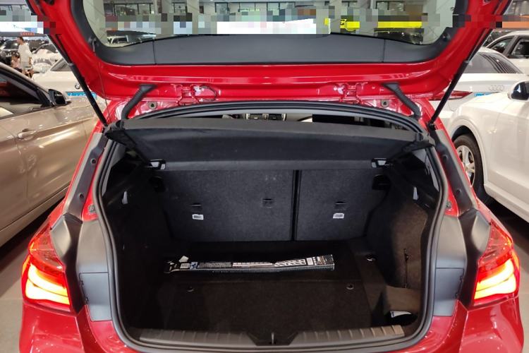Used BMW 1 Series 2016 118i Leading Model Trunk