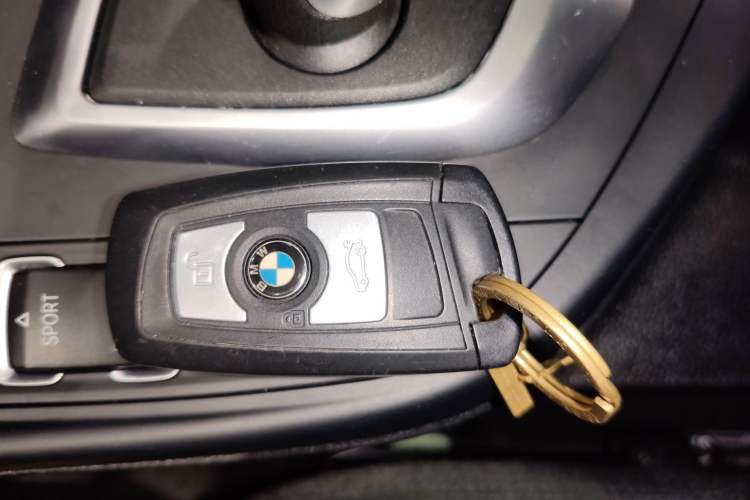 Used BMW 1 Series 2016 118i Leading Model Vehicle Key