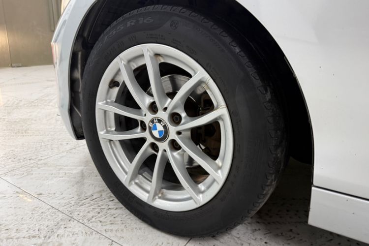 Used BMW 1 Series 2016 118i Leading Model Exterior 2